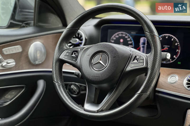 Универсал Mercedes-Benz E-Class 2017 в Львове