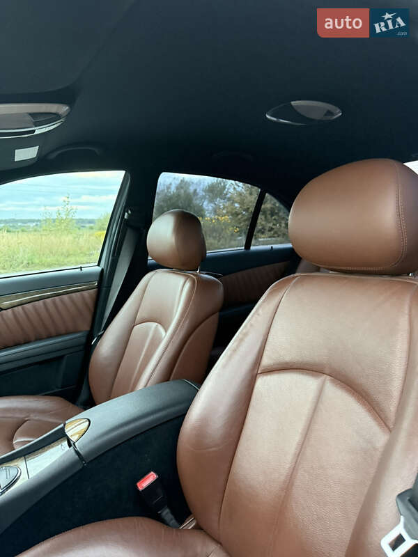 Седан Mercedes-Benz E-Class 2007 в Ворзеле