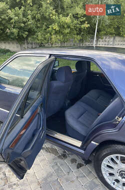Седан Mercedes-Benz E-Class 1994 в 