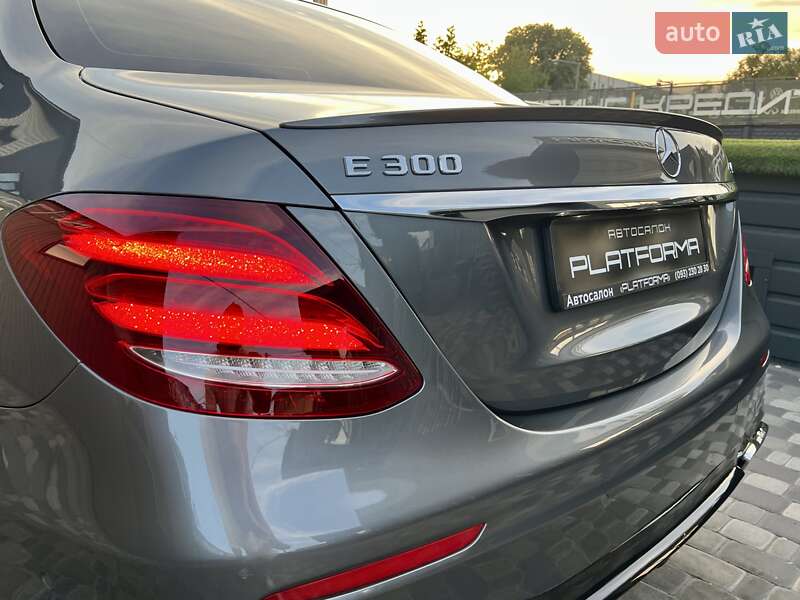Седан Mercedes-Benz E-Class 2019 в Киеве