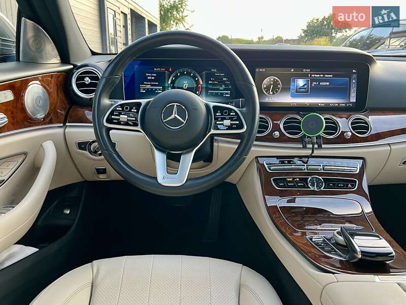 Седан Mercedes-Benz E-Class 2019 в Киеве