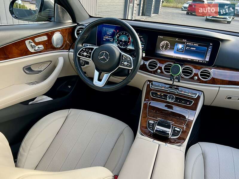 Седан Mercedes-Benz E-Class 2019 в Киеве