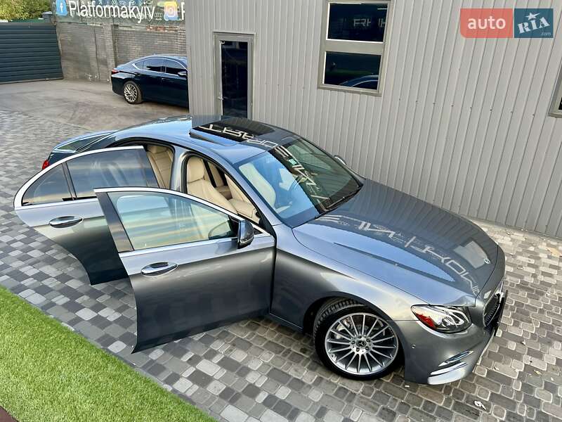 Седан Mercedes-Benz E-Class 2019 в Киеве