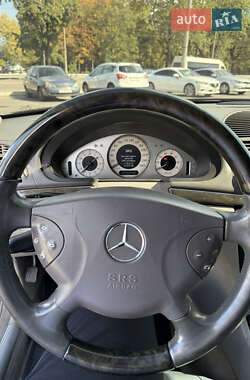 Седан Mercedes-Benz E-Class 2002 в 