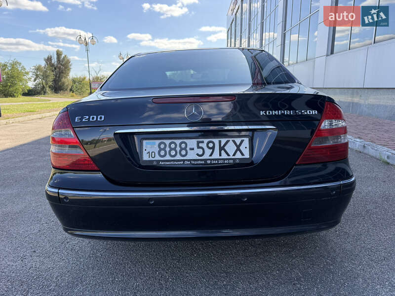 Седан Mercedes-Benz E-Class 2004 в Білій Церкві