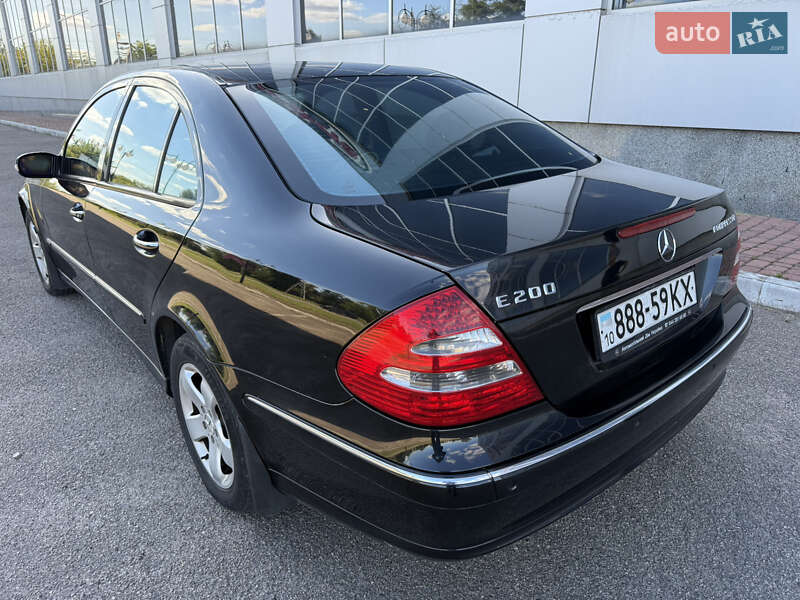 Седан Mercedes-Benz E-Class 2004 в Білій Церкві