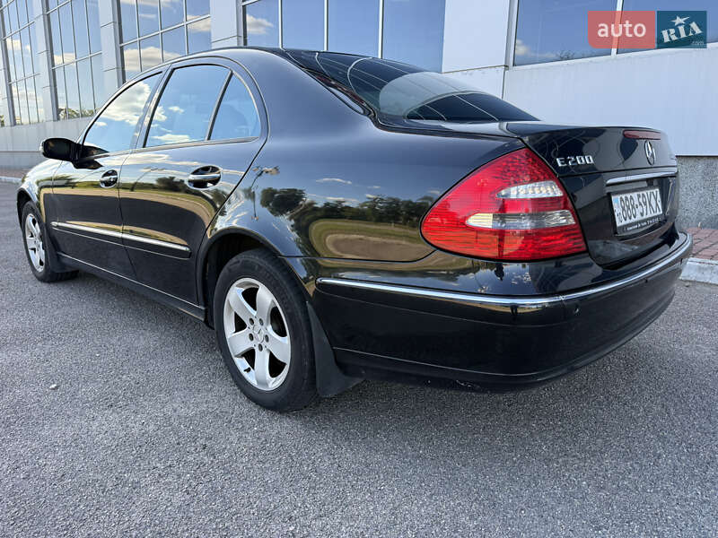 Седан Mercedes-Benz E-Class 2004 в Білій Церкві