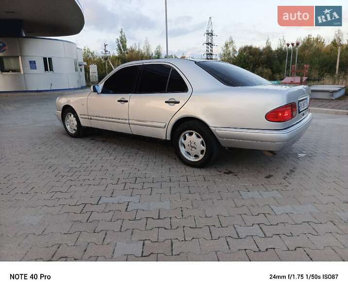 Седан Mercedes-Benz E-Class 1998 в Шепетовке