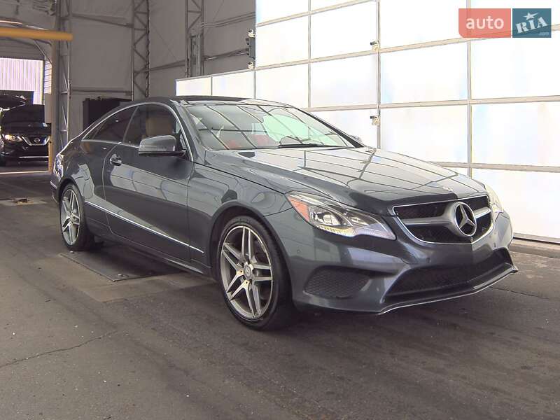 Купе Mercedes-Benz E-Class 2014 в Киеве