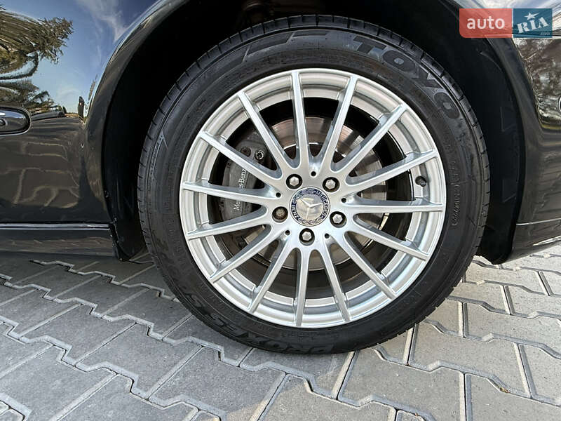 Седан Mercedes-Benz E-Class 2004 в Виннице