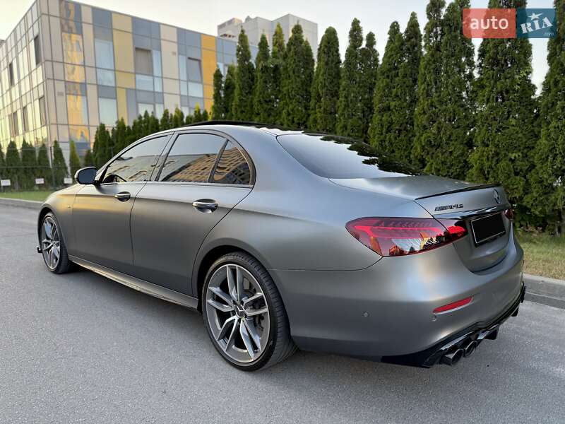 Седан Mercedes-Benz E-Class 2022 в Днепре