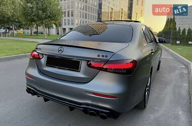 Седан Mercedes-Benz E-Class 2022 в 