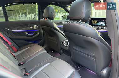 Седан Mercedes-Benz E-Class 2022 в 