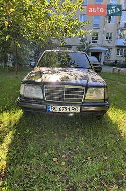 Седан Mercedes-Benz E-Class 1995 в Долине