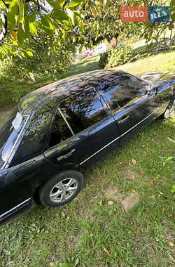Седан Mercedes-Benz E-Class 1995 в 