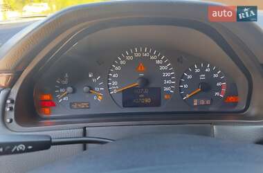 Седан Mercedes-Benz E-Class 1999 в 