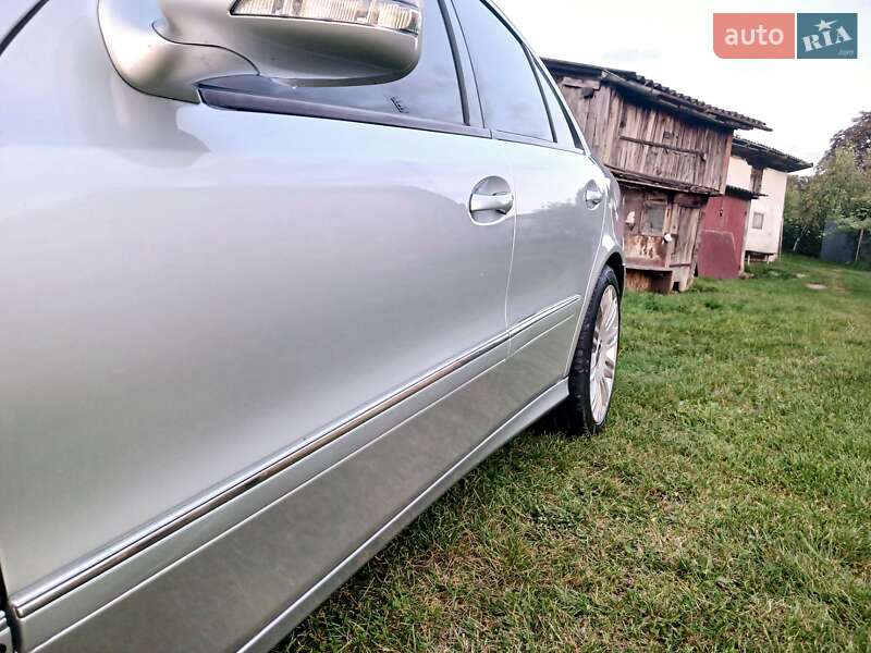 Седан Mercedes-Benz E-Class 2008 в Львове