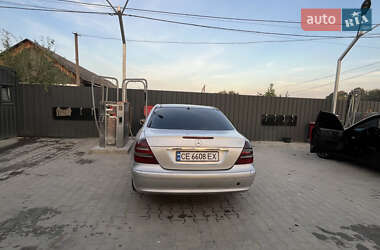 Седан Mercedes-Benz E-Class 2002 в 