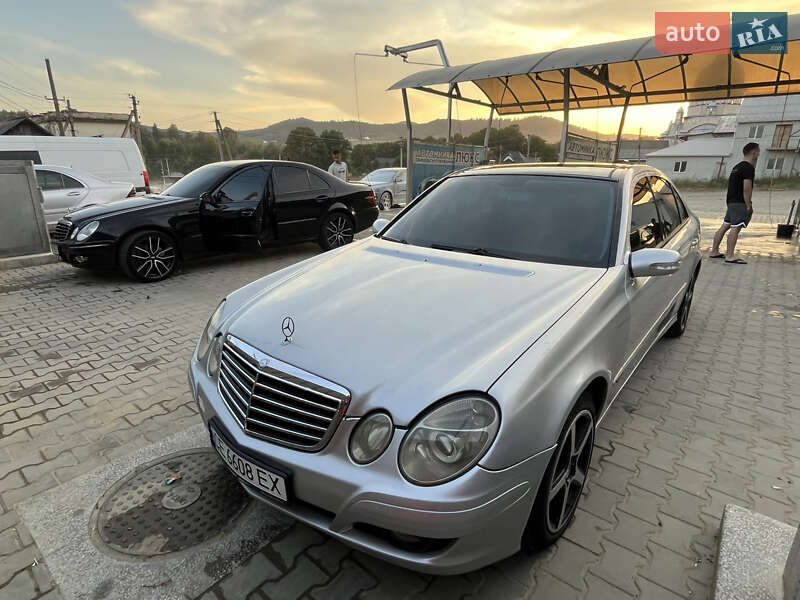 Mercedes-Benz E-Class 2002