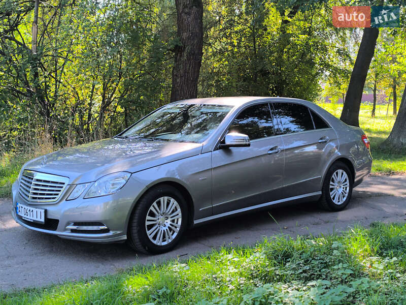 Mercedes-Benz E-Class 2012