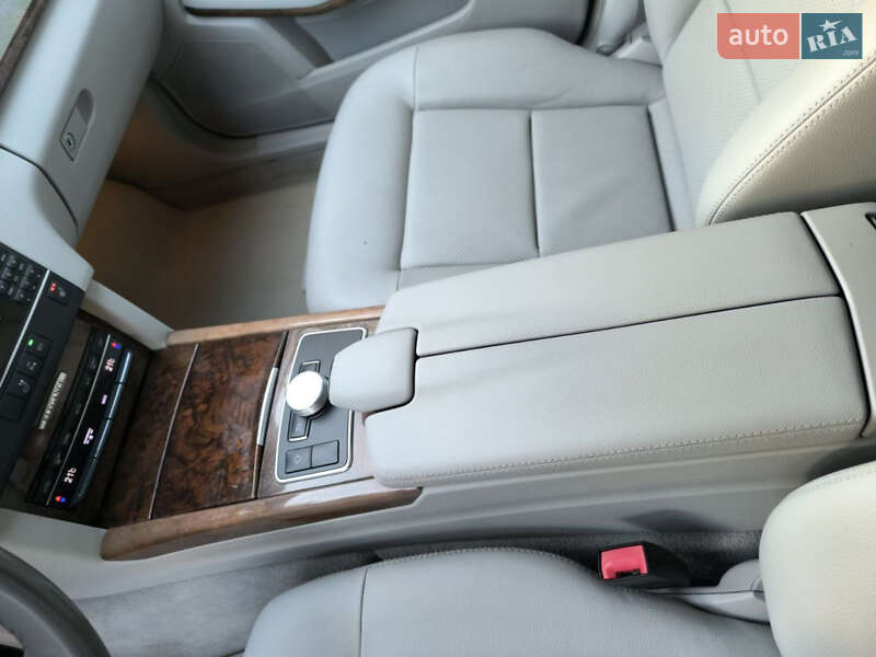 Седан Mercedes-Benz E-Class 2012 в Калуше