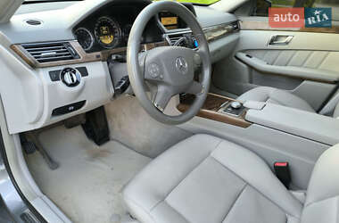 Седан Mercedes-Benz E-Class 2012 в 
