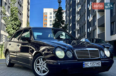 Седан Mercedes-Benz E-Class 1997 в 