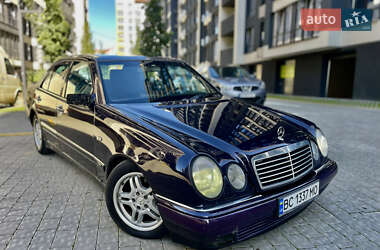 Седан Mercedes-Benz E-Class 1997 в 