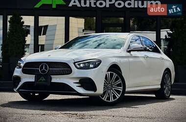 Седан Mercedes-Benz E-Class 2022 в Києві