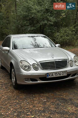 Седан Mercedes-Benz E-Class 2003 в 