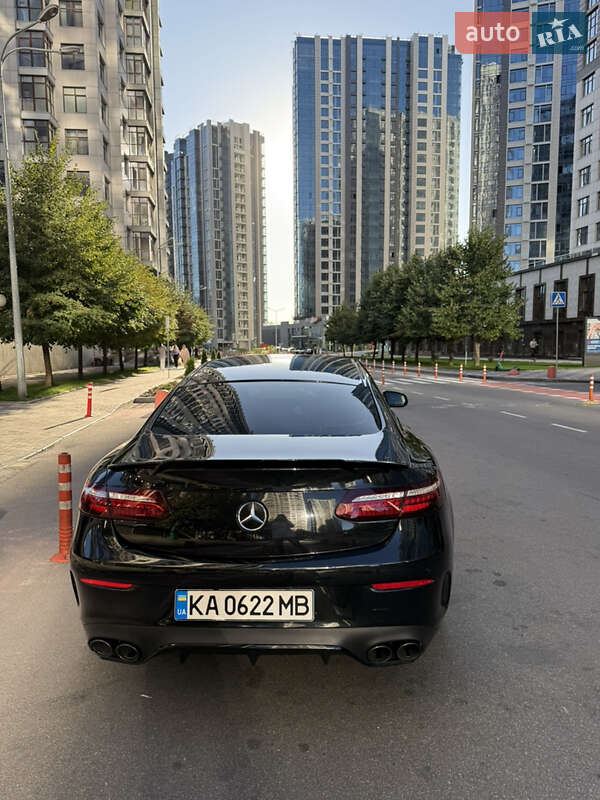 Купе Mercedes-Benz E-Class 2021 в Києві