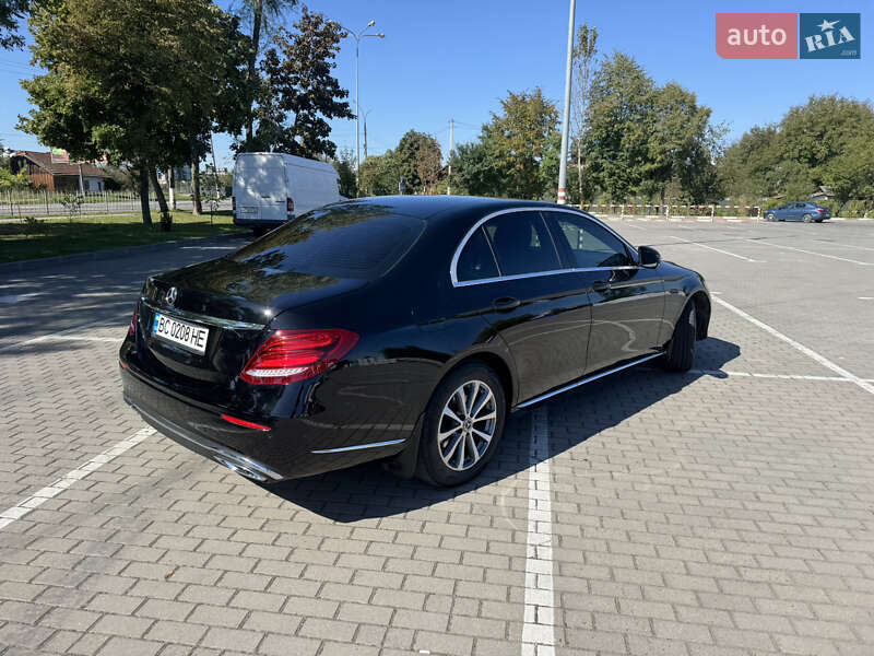Седан Mercedes-Benz E-Class 2017 в Ивано-Франковске