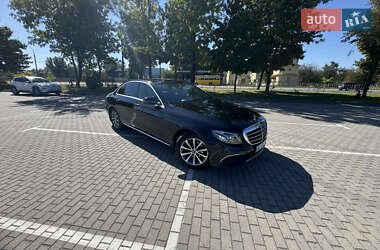 Седан Mercedes-Benz E-Class 2017 в 