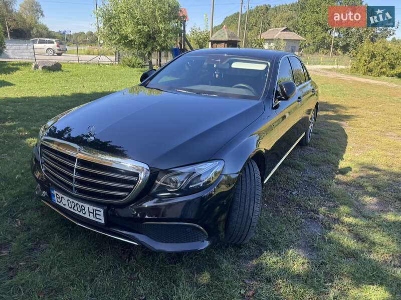 Седан Mercedes-Benz E-Class 2017 в Ивано-Франковске
