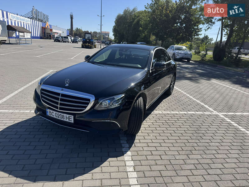 Седан Mercedes-Benz E-Class 2017 в Ивано-Франковске