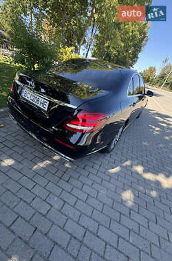 Седан Mercedes-Benz E-Class 2017 в 