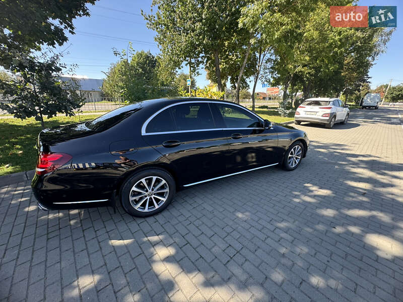 Седан Mercedes-Benz E-Class 2017 в Ивано-Франковске