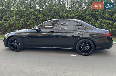 Седан Mercedes-Benz E-Class 2017 в 