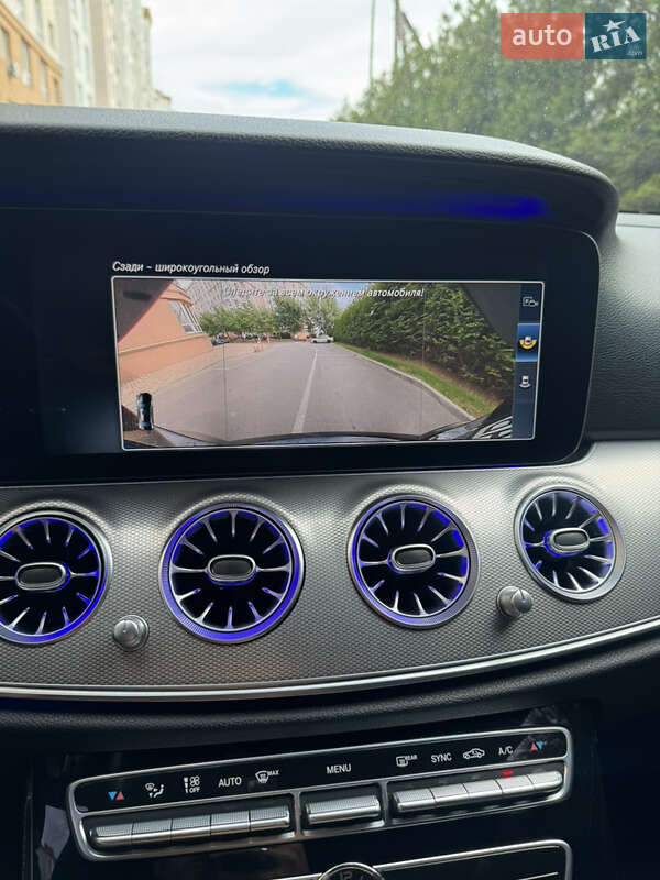 Седан Mercedes-Benz E-Class 2017 в Киеве