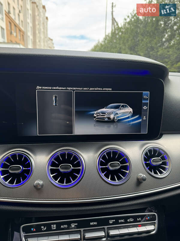 Седан Mercedes-Benz E-Class 2017 в Киеве