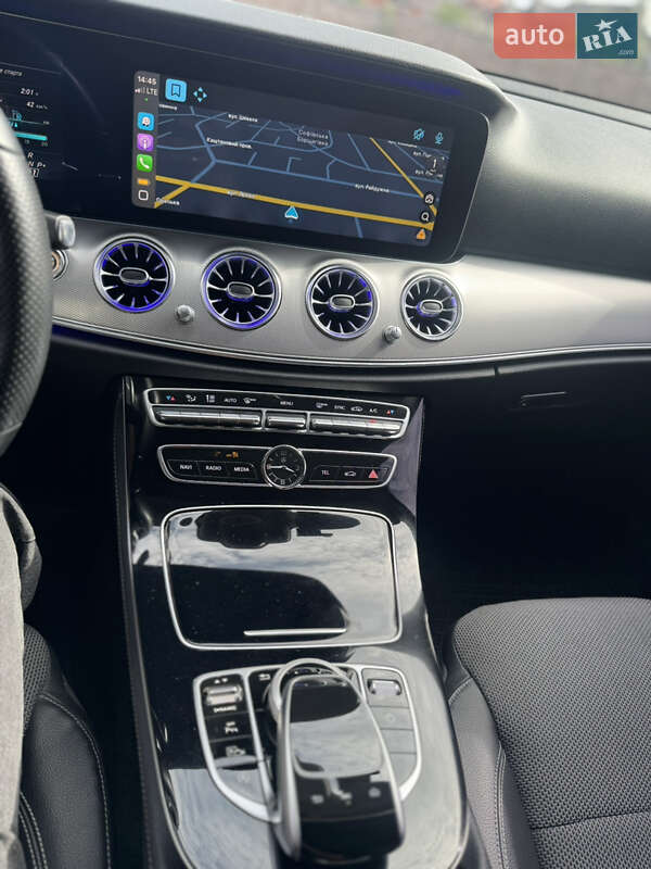 Седан Mercedes-Benz E-Class 2017 в Киеве