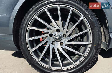 Седан Mercedes-Benz E-Class 2011 в 