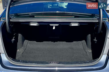 Седан Mercedes-Benz E-Class 2011 в 