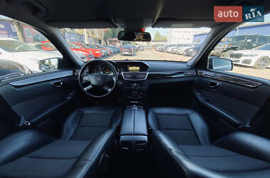 Седан Mercedes-Benz E-Class 2011 в 
