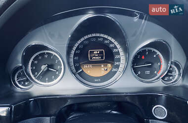 Седан Mercedes-Benz E-Class 2011 в 