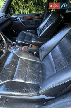 Седан Mercedes-Benz E-Class 1995 в 