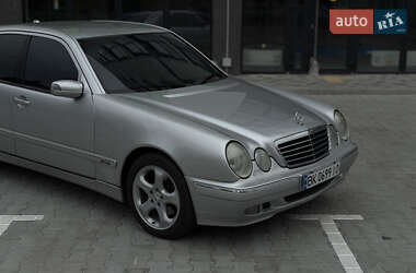 Седан Mercedes-Benz E-Class 1999 в 