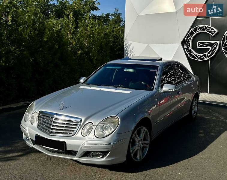 Mercedes-Benz E-Class 2008