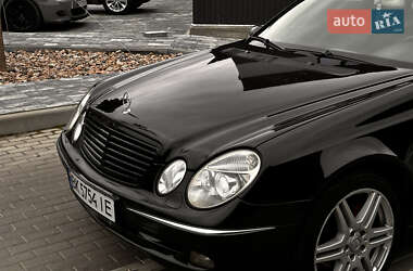 Седан Mercedes-Benz E-Class 2003 в 