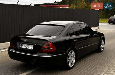 Седан Mercedes-Benz E-Class 2003 в 